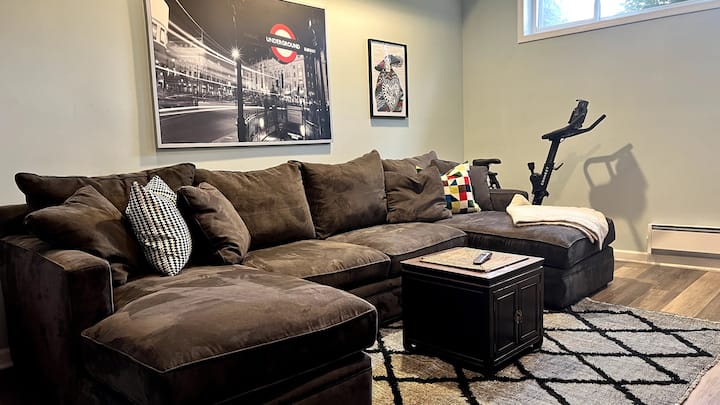Spacious, Cozy Retreat - Walk To Metro - Washington D. C., DC