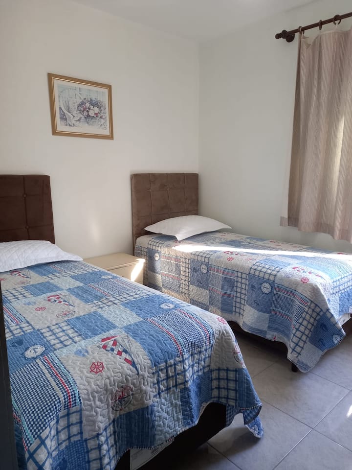 Dhomë gjumi 5