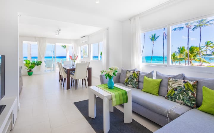 Beachfront Getaway By Los Corales: Ocean View, Bbq - Punta Cana