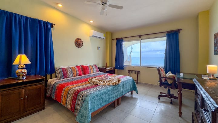 Основна спалня на 2 - ри етаж