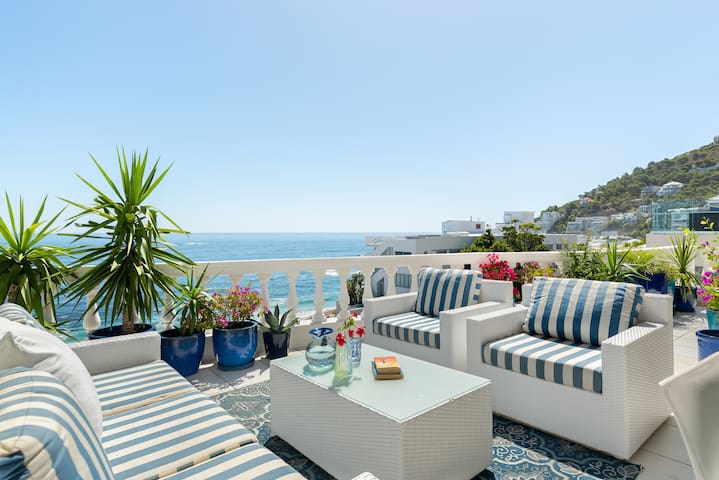 Sea & Sunset Views | Grecian Apartment in Clifton