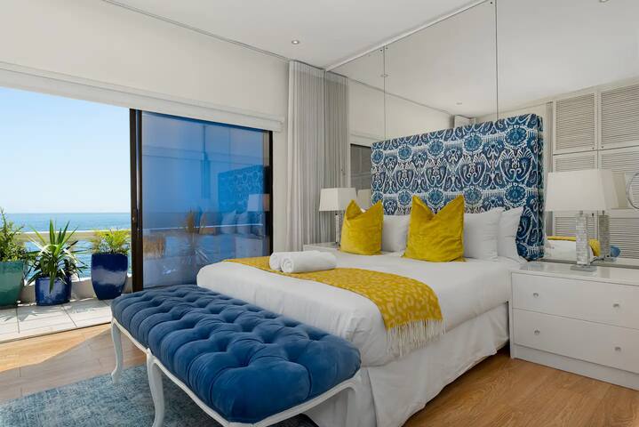 Grecian Apt in Clifton with Sea & Sunset Views gallery image 3