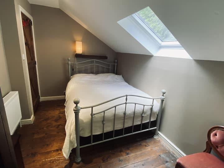 Schlafzimmer 2