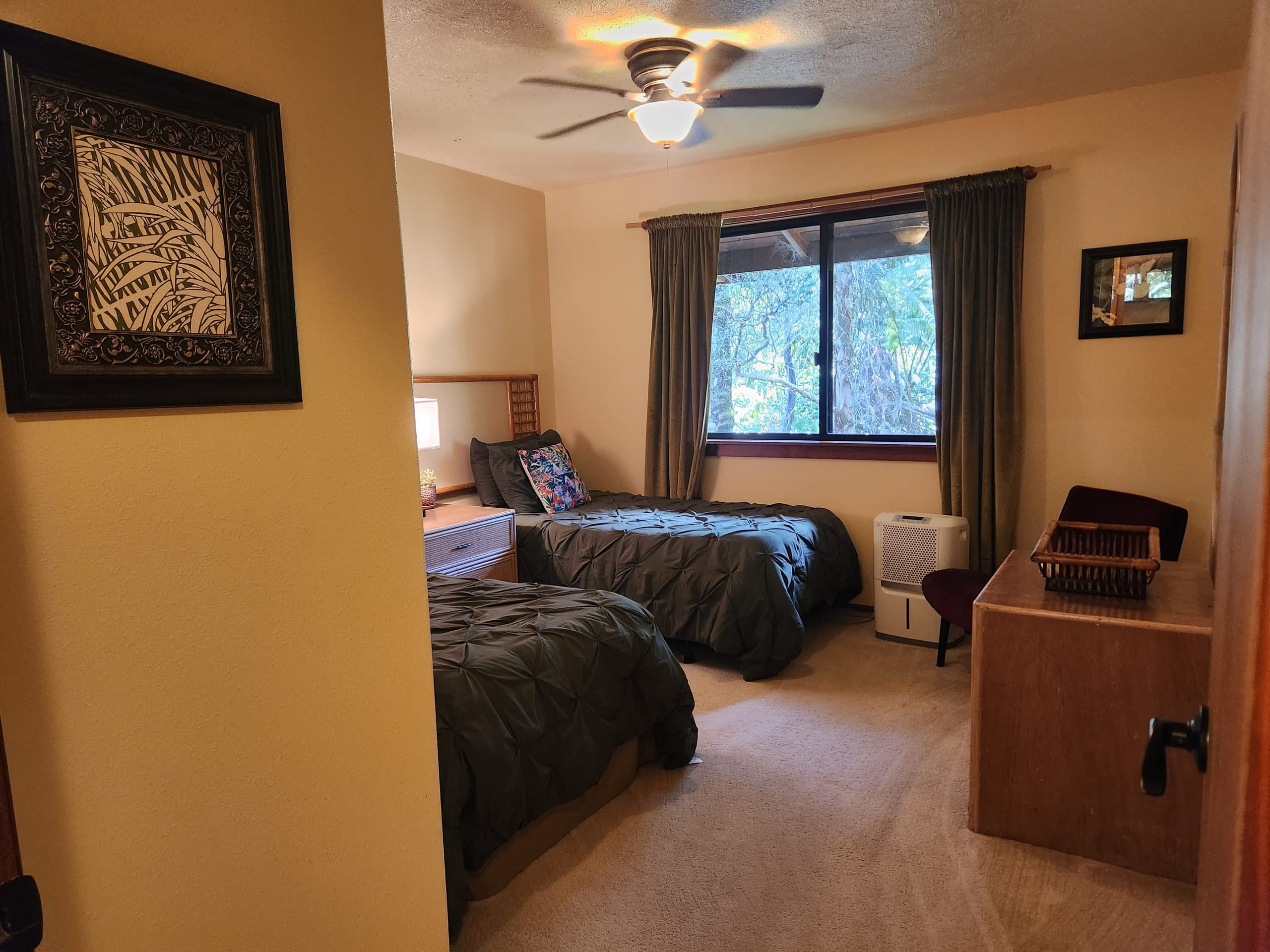 Guesthouse in Volcano · ★4.7 · 3 bedrooms · 4 beds · 2 private baths - Image 5