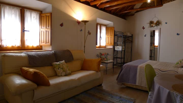 Coqueto Estudio Para Dos A 10 Minutos De Granada - La Zubia