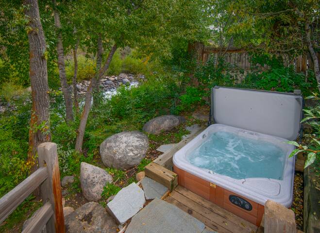 Hotel Minturn managed Airbnb listing 2