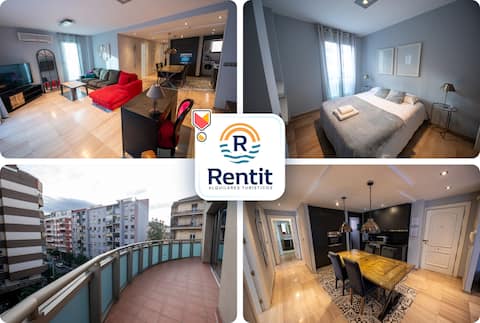 Modern and Central Penthouse with Curved Balcony in Jaén