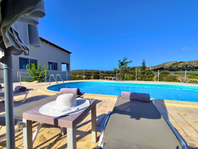Secluded Family Villa: Pool, Privacy & Near Beach! gallery image 3