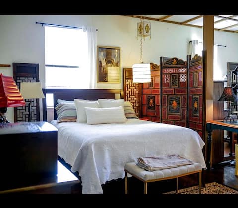The Cliff Studio