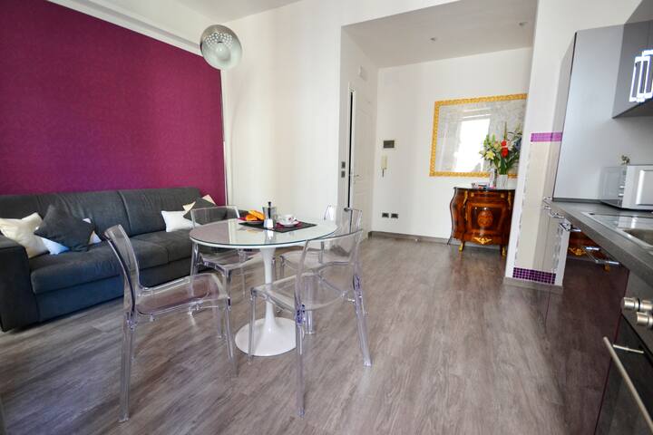 Amazing downtown large group luxury accommodation gallery image 5