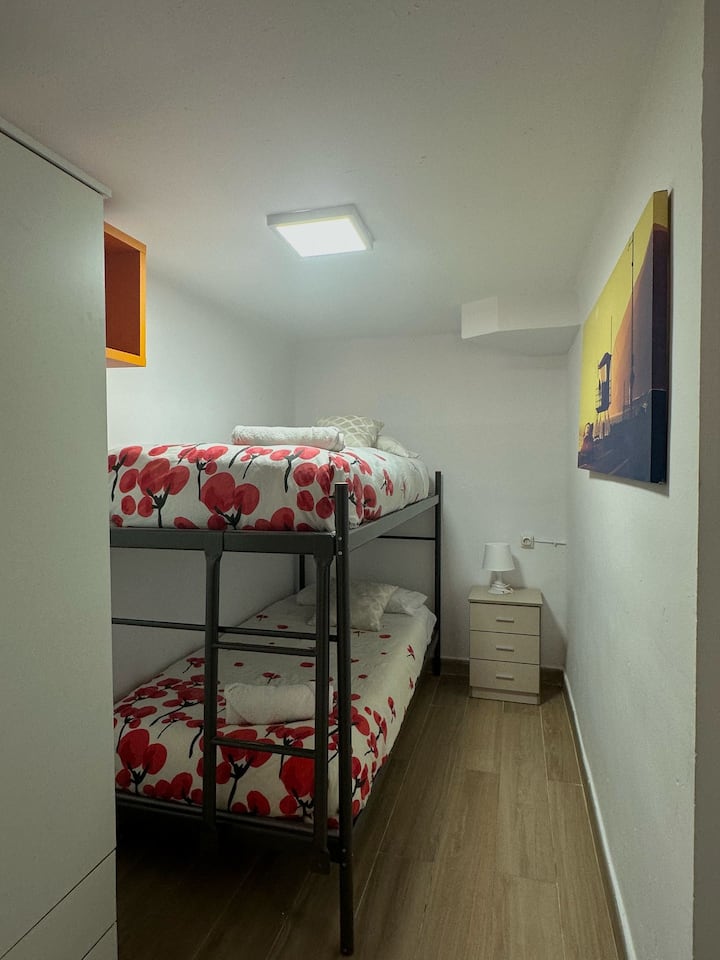 غرفة النوم 2