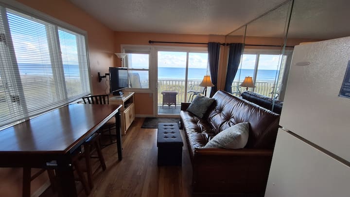 ห้องครัว/ห้องนั่งเล่น 3.