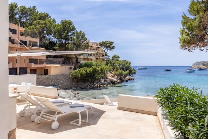 Villa Arlequín – Luxury Beachfront
