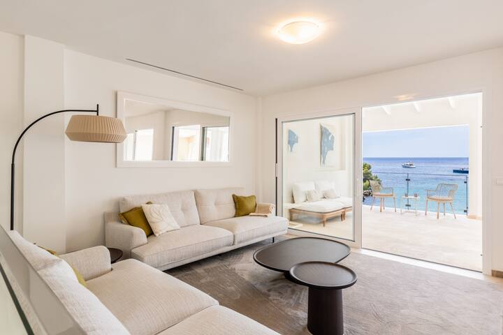 Villa Arlequín – Luxury Beachfront gallery image 2