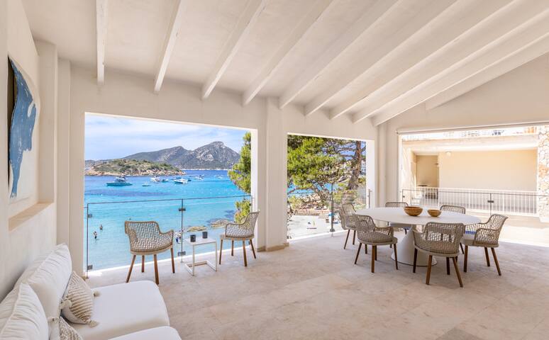 Villa Arlequín – Luxury Beachfront gallery image 3