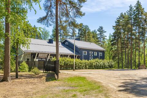 Peace & Privacy – Räyskälä Grand Villa