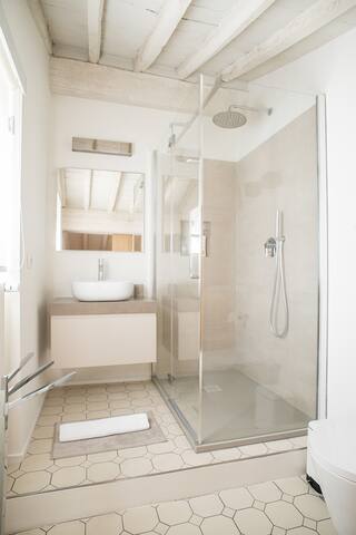 Luxury Apartment in the Centre of Florence gallery image 5