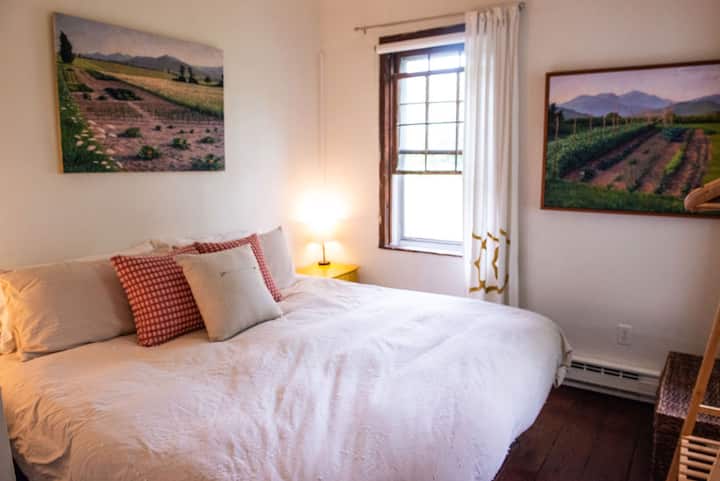 საძინებელი 1