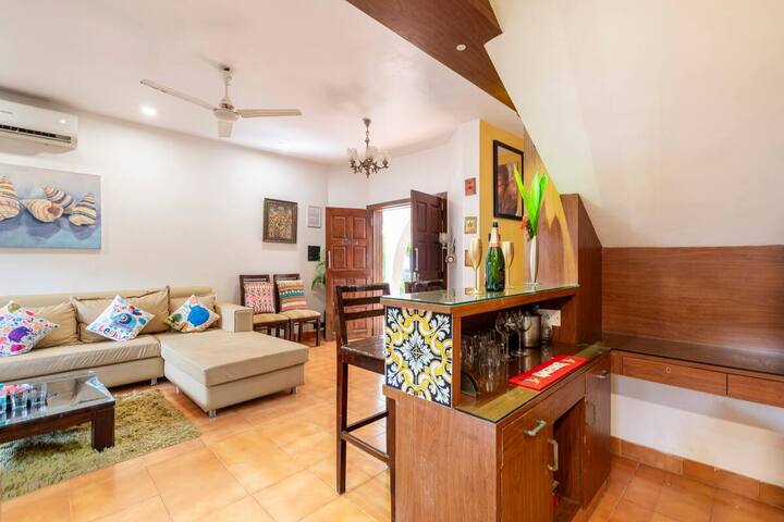 Living room image 8