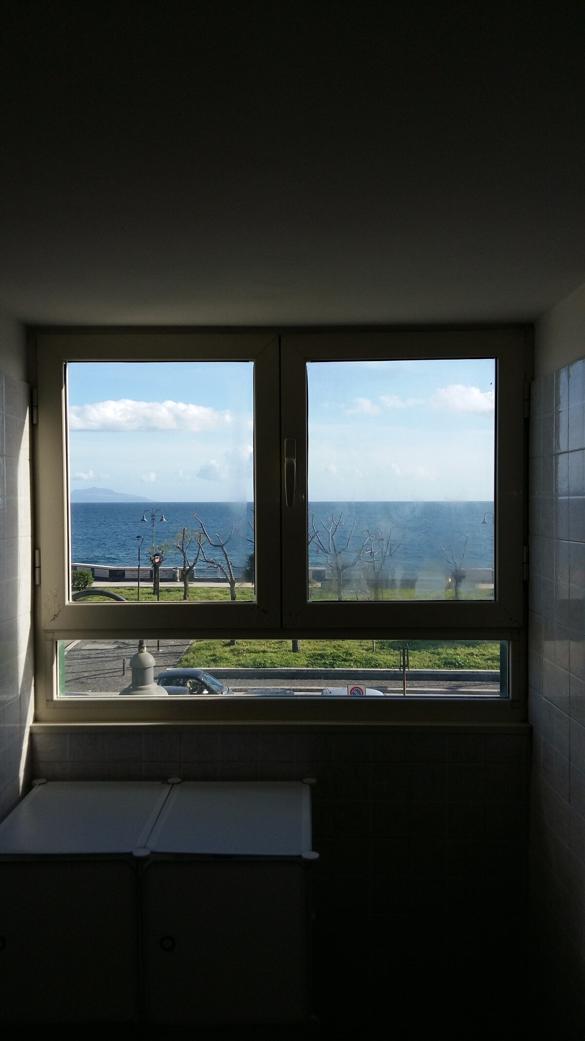 Propriété Airbnb réussie: Capri see view from the balcony and windows à Pozzuoli