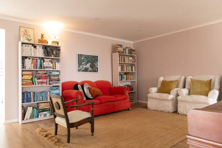 Lakeside Home with a View gallery image 2