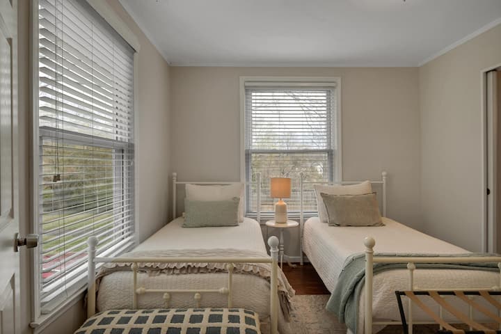 საძინებელი 3