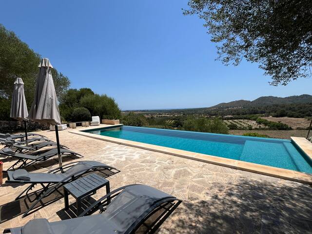 Traditional Majorcan country house with sea views gallery image 5