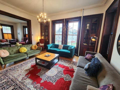 Escape NYC! Spacious Withers Mansion Hudson Valley