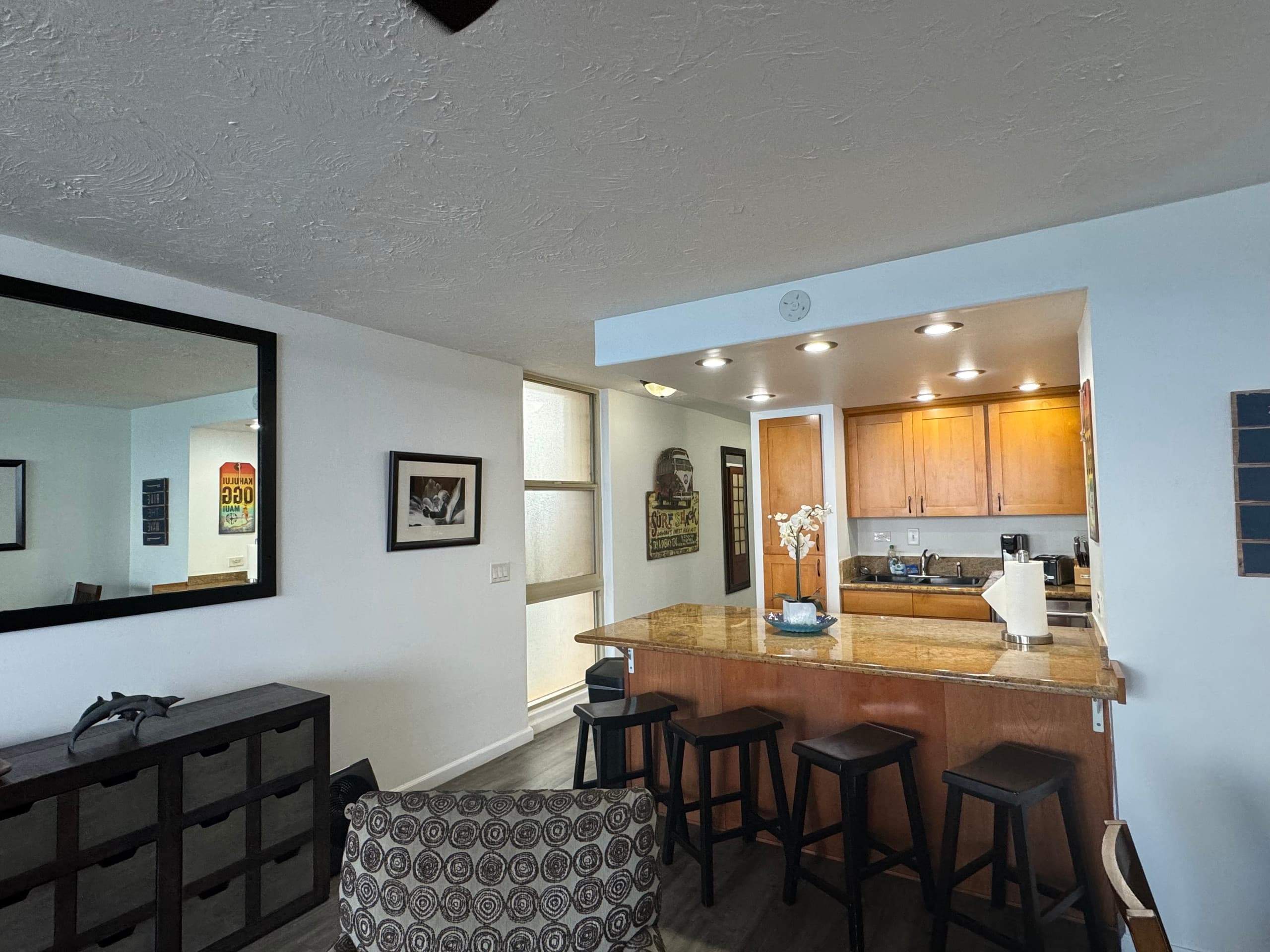 Condo in Lahaina · ★4.83 · 1 bedroom · 2 beds · 1 private bath - Image 3