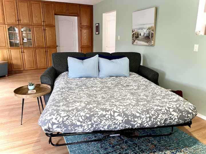 The Merry Berry Hideaway - Powell River