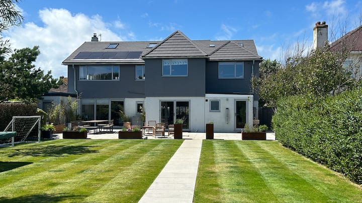 Beach Life! Big, Spacious House With Ice Bath, 2 Mins To Beach. - Chichester