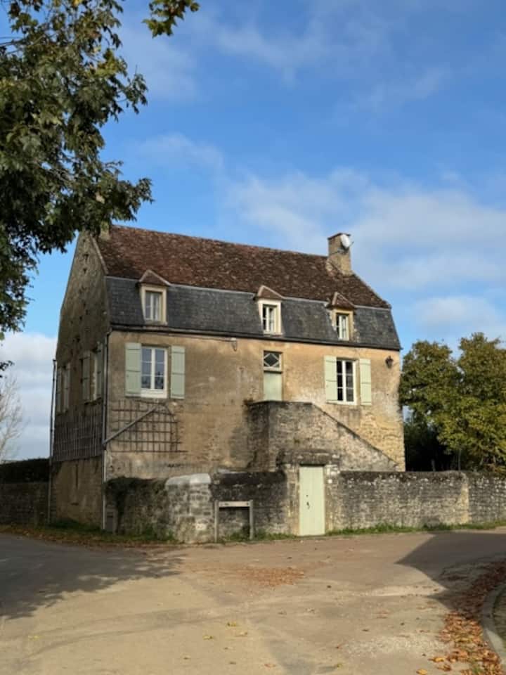 La Simone, Entre Avallon Et Vezelay - Avallon