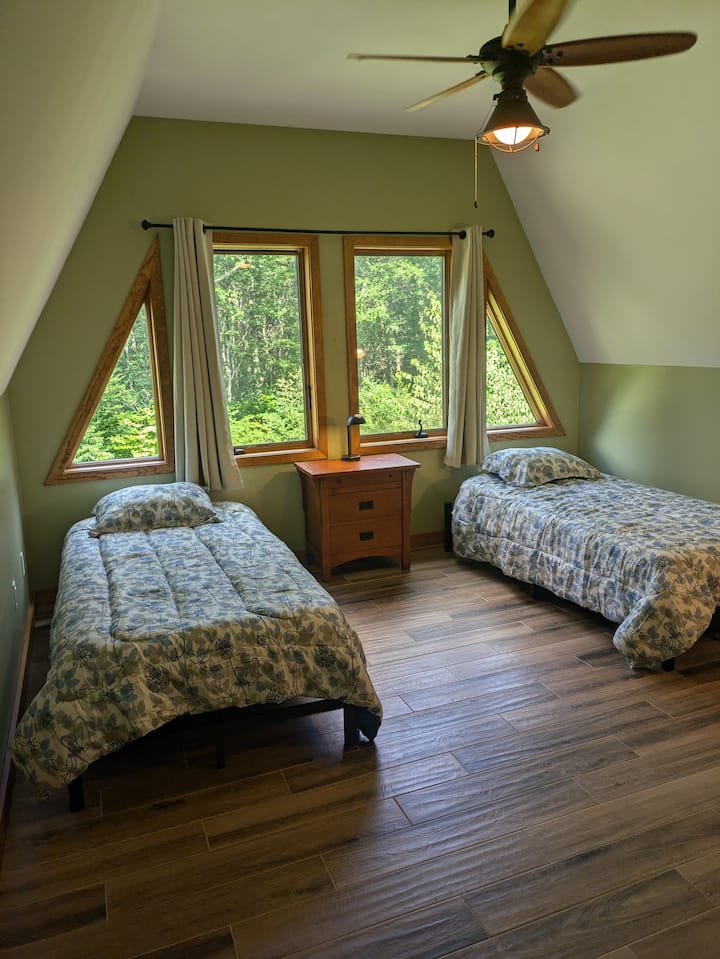 Habitación con dos camas individuales