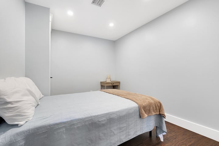 Спална соба 8