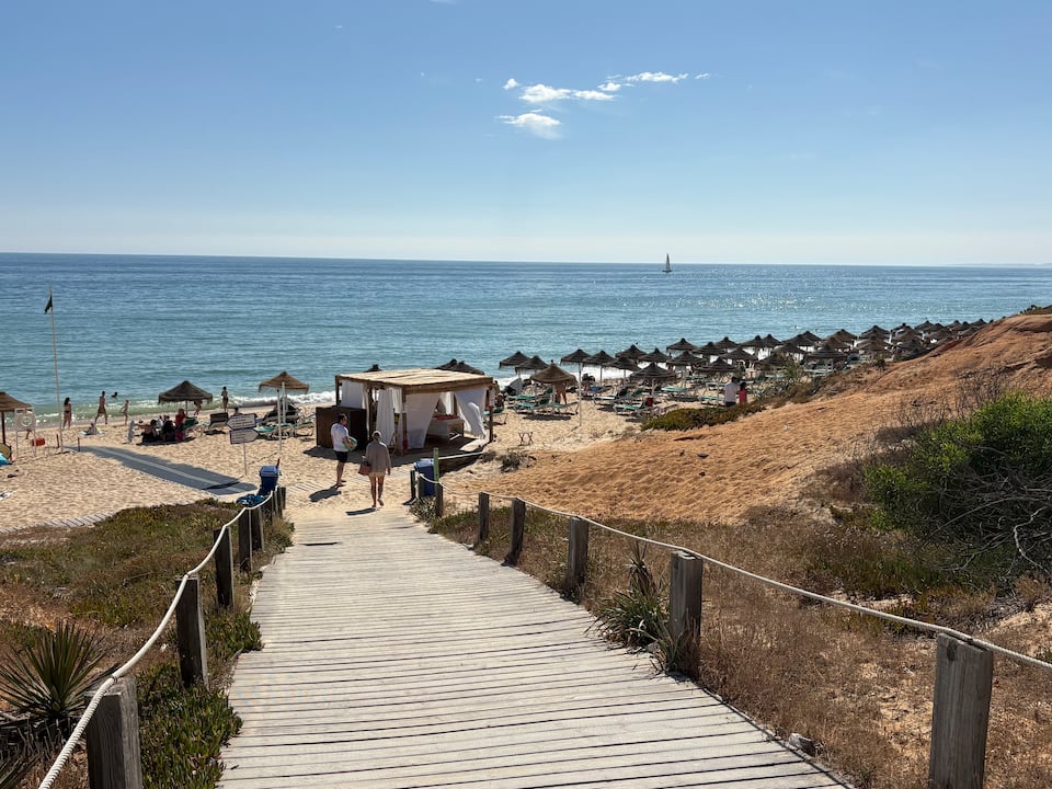 A white villa near Quinta do Lago beach, Almancil, Algarve, Portugal, photo 10 of 10