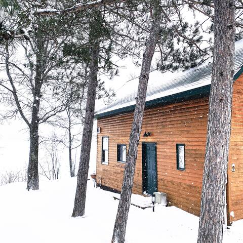 Lofted Cabin Two @ Mallard Point Cabins