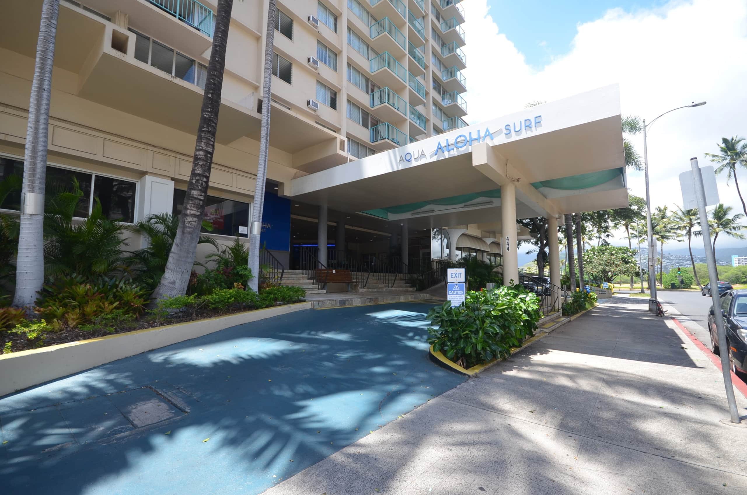 Home in Honolulu · ★4.42 · Studio · 2 beds · 1 private bath - Image 21