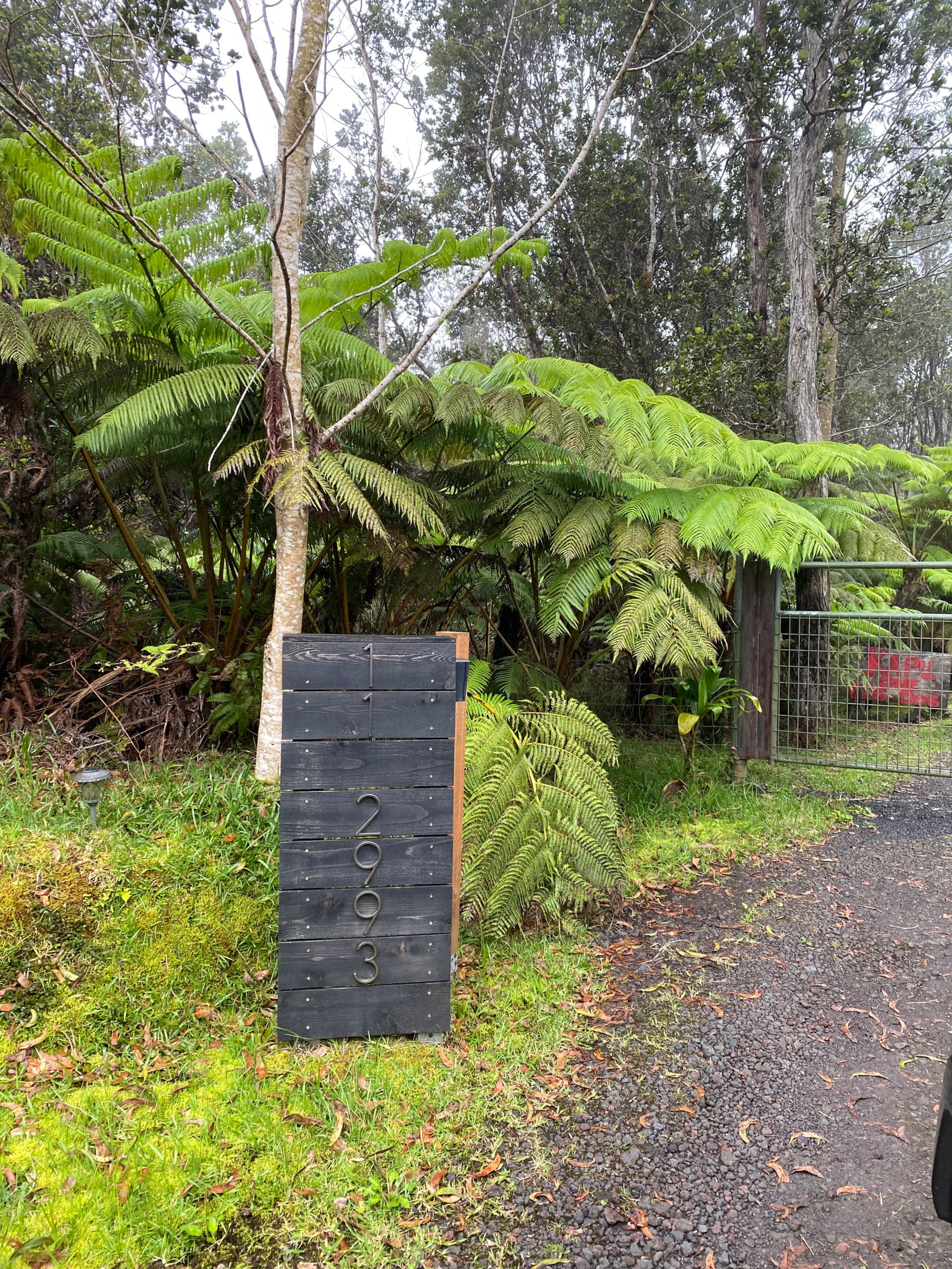 Home in Volcano · ★4.99 · 2 bedrooms · 2 beds · 2 private baths - Image 2