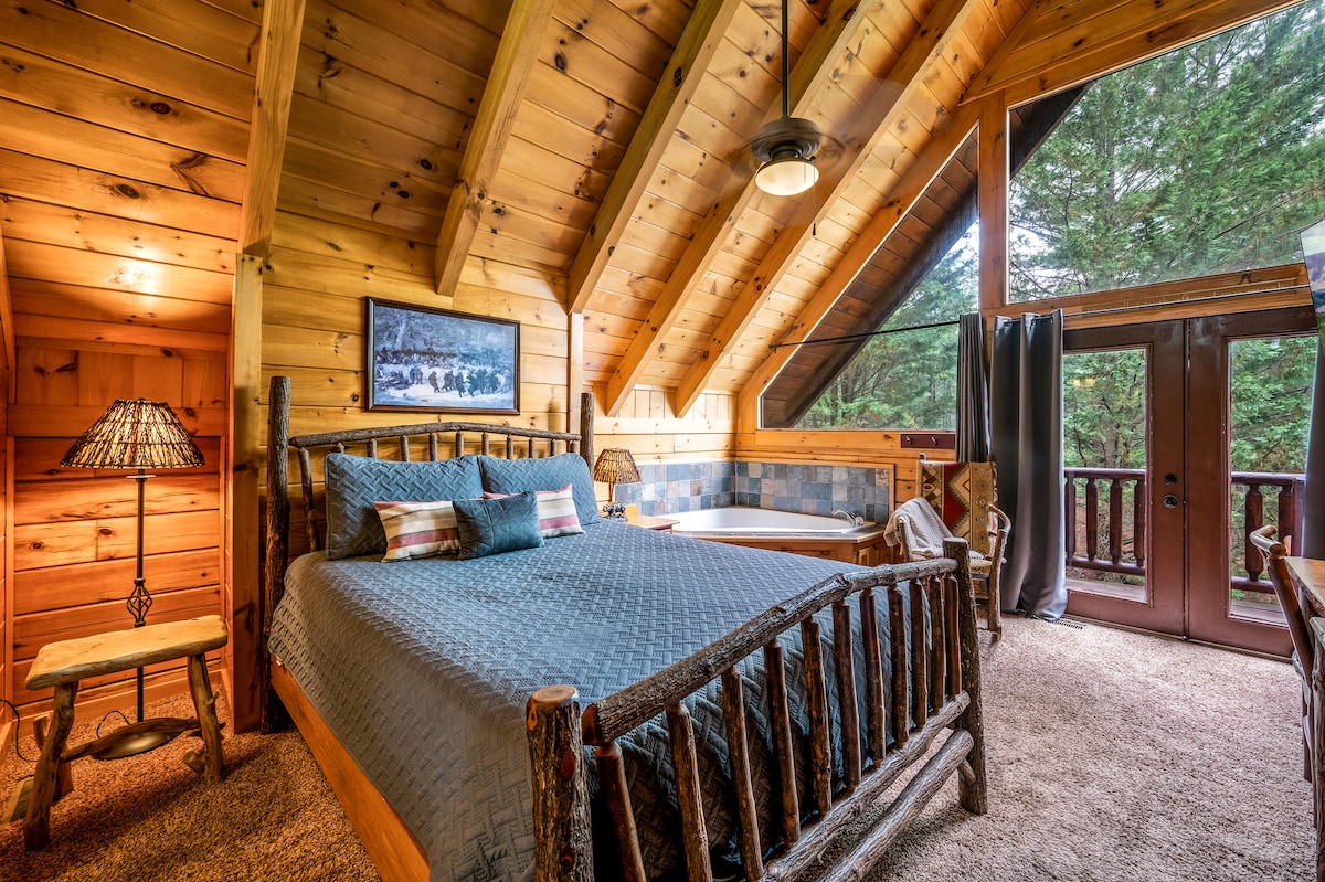 Апартамент с двойно легло, на горния етаж, вентилатор, прозорец с изглед, достъп до предния балкон