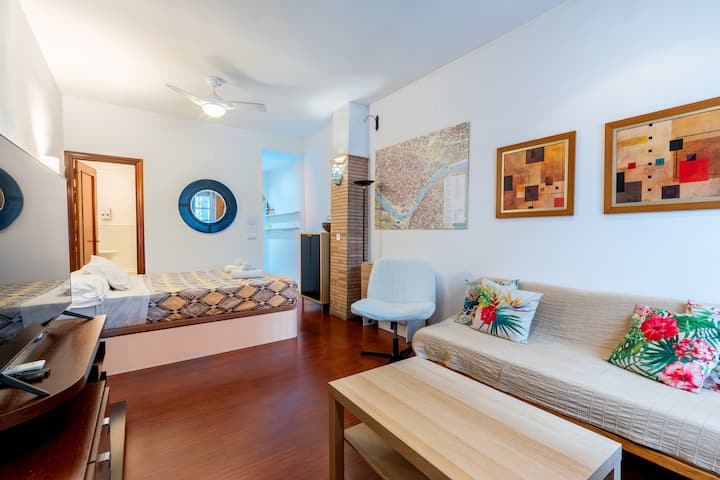 Studio Next To Alameda De Hercules. - Seville Airport (SVQ)