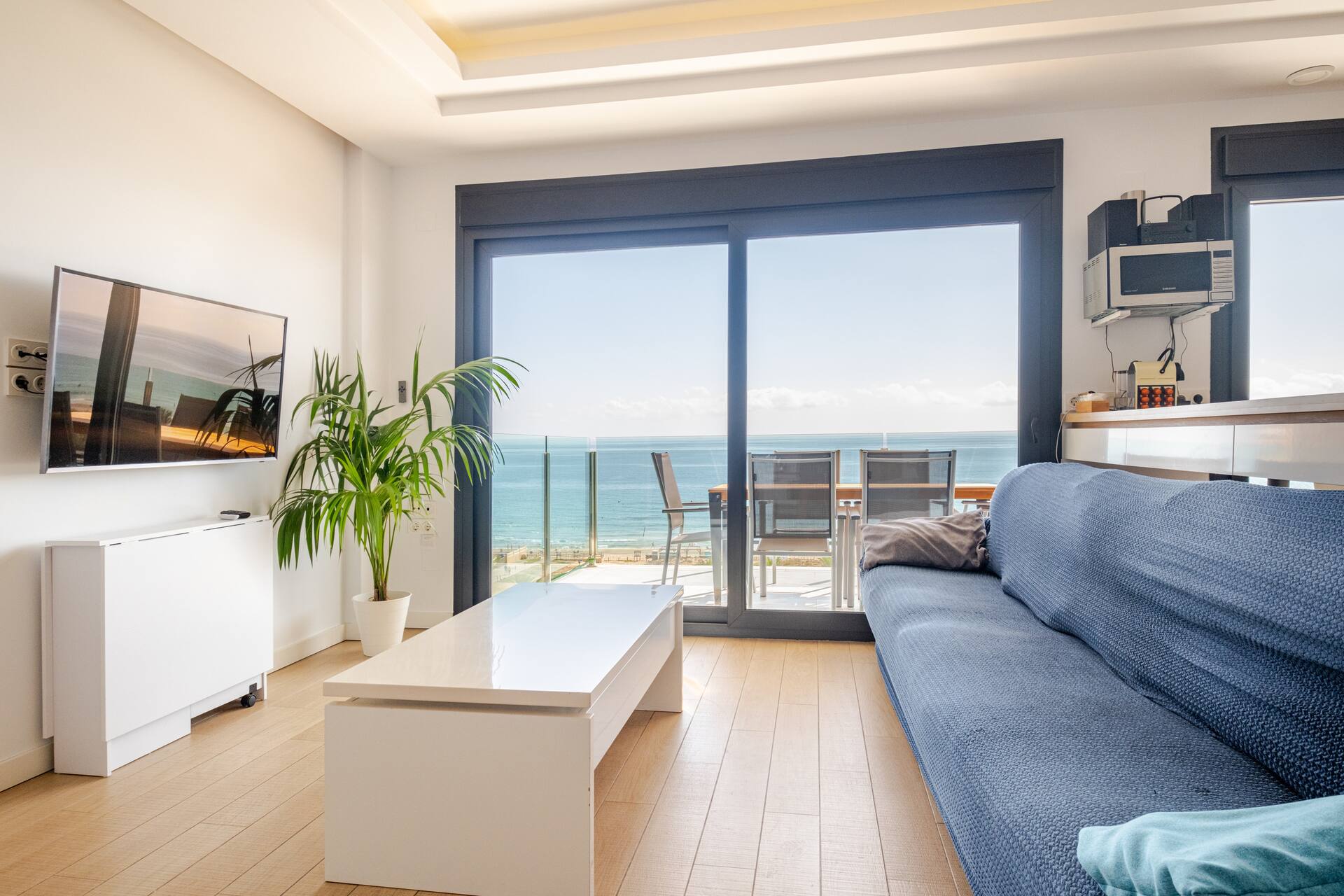 Great views & location. Sleep with the waves sound