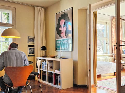Popular Airbnb listing: Dr. Ritter. At the Lottenbach House in Weimar