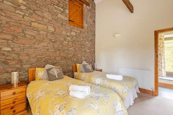 Dormitorio doble en la planta baja.