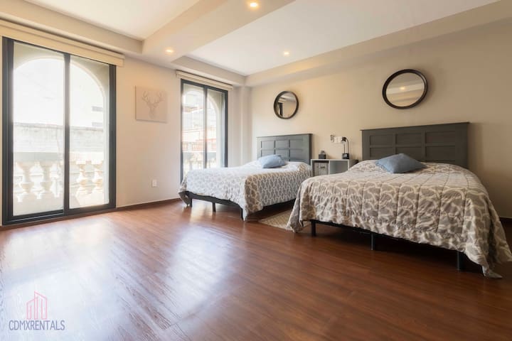 306 Zocalo Cathedral 2Bdrm 2bath apt AC Rooftop