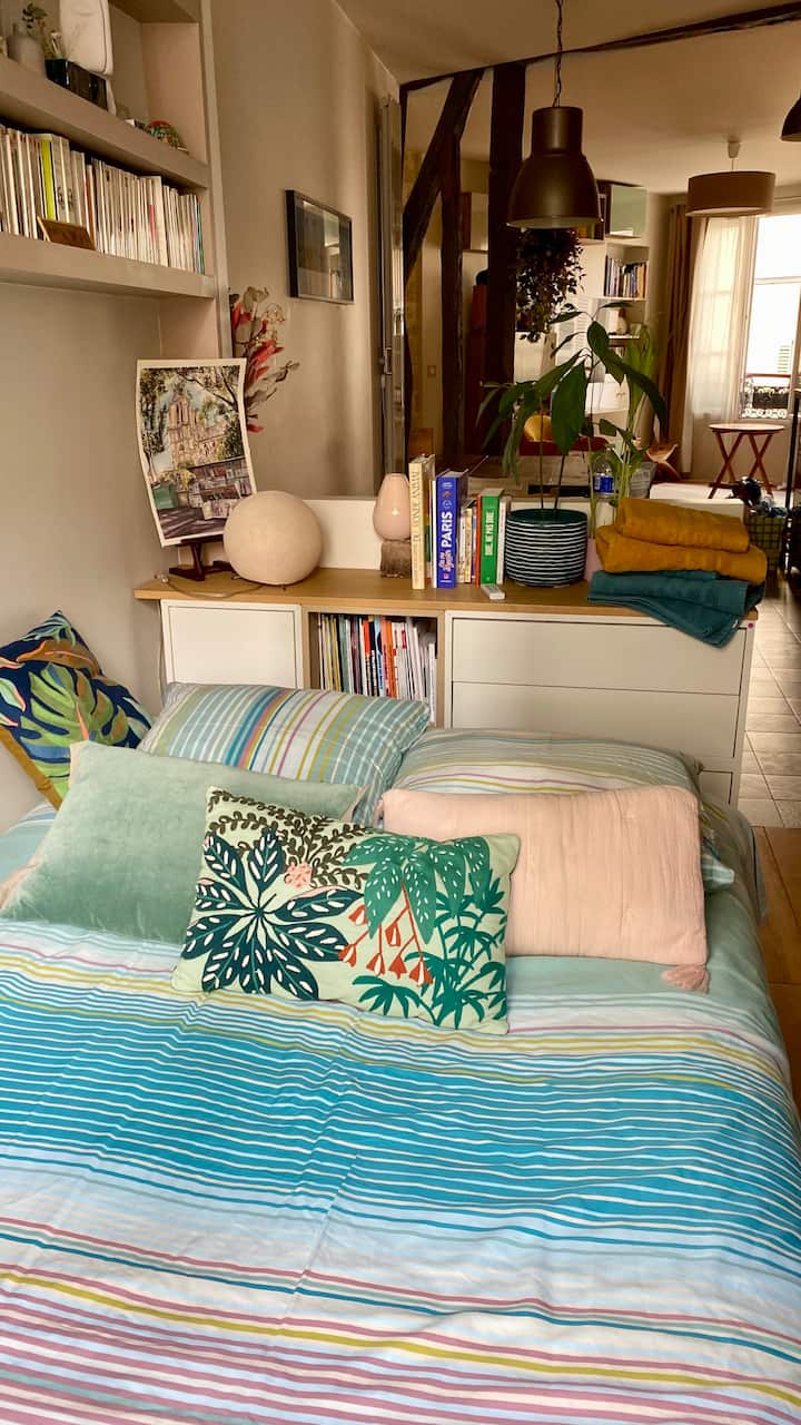 КАБРИОЛЕТ ВО КАНЦЕЛАРИЈАТА