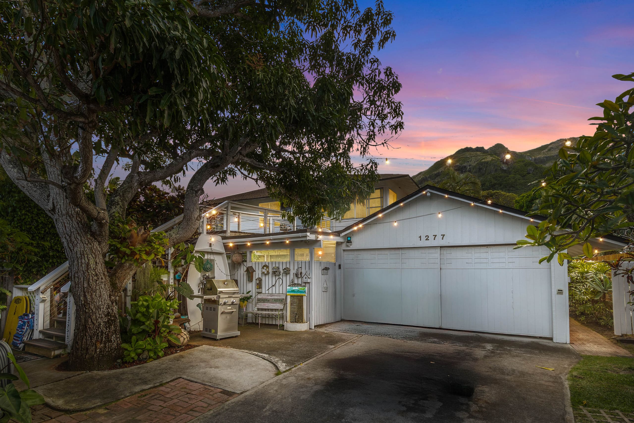 Licensed Lanikai Tree House - Since 1985! - Image 18