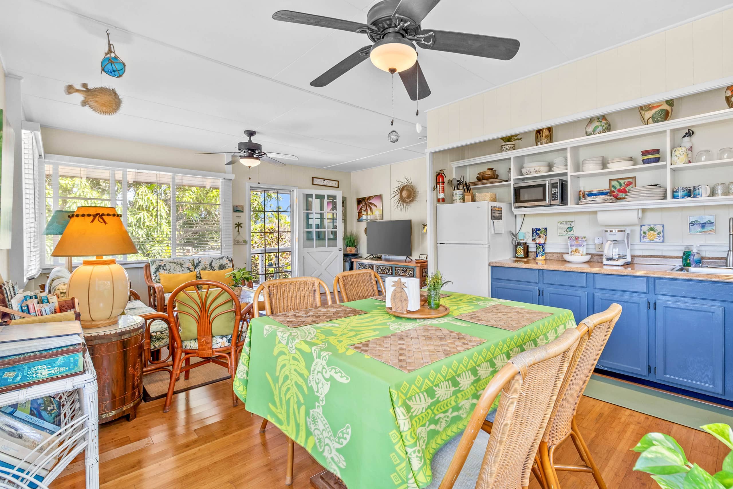 Licensed Lanikai Tree House - Since 1985! - Image 6
