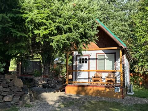 North Umpqua River King Cabin 15 Near Crater Lake