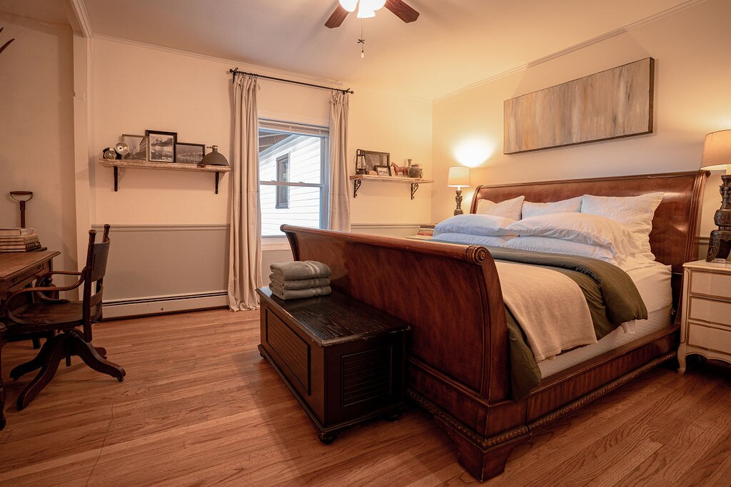 BEVERLY ビバリー イングリッシュ ファームハウス 62-001 2000 Historic 1873 Farmhouse Near Vineyards & Orchards - Houses for