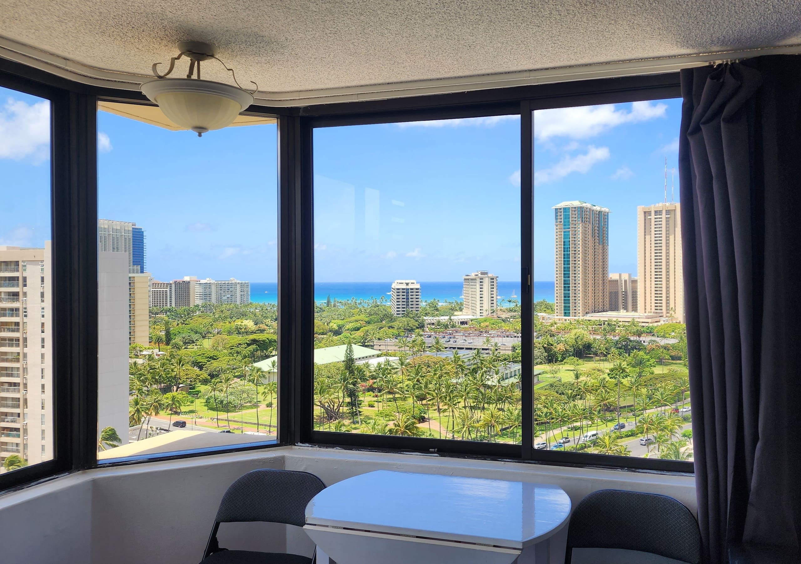 Hotel in Honolulu · ★4.84 · 1 bedroom · 1 bed · 1 private bath - Image 6